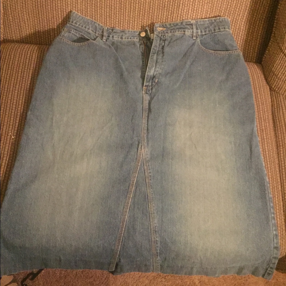Denim skirt